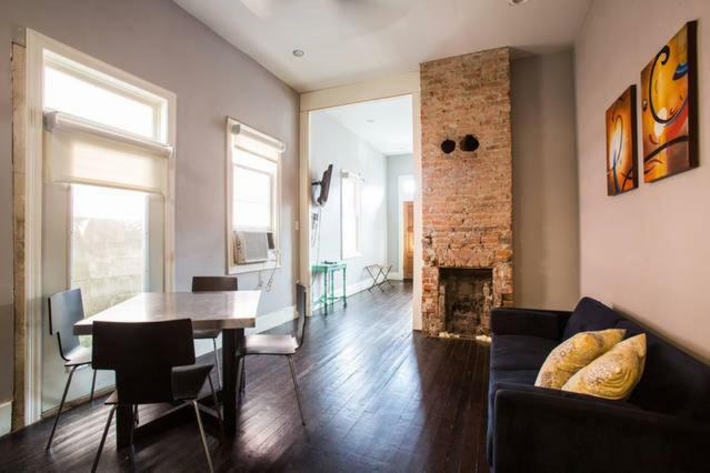 Modern Condo Blocks From Quarters ニューオーリンズ エクステリア 写真